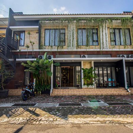 Casa Ts 16 Hotel Malang Exterior foto