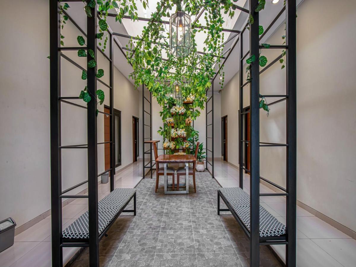 Casa Ts 16 Hotel Malang Exterior foto